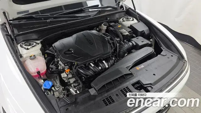 Hyundai Grandeur 2022 — Photo 6/20