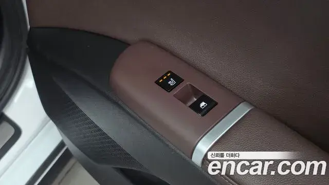 Hyundai Grandeur 2022 — Photo 19/20