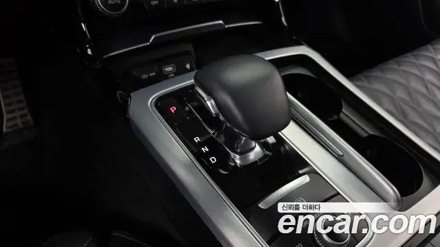 Kia Stinger 2021 — Photo 9/20