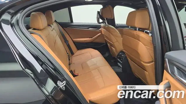 BMW 5 Series 2021 — Şəkil 19/20