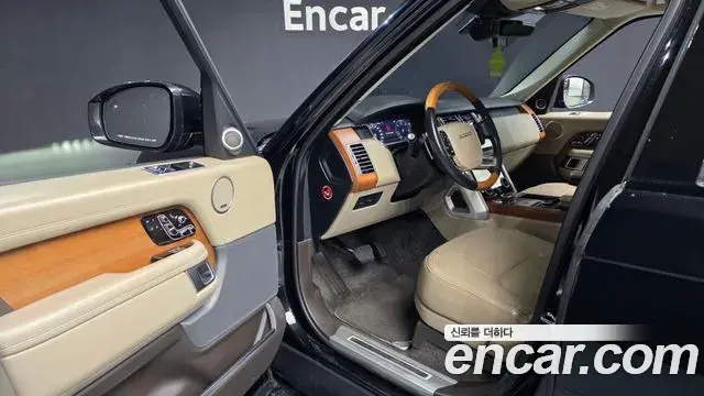 Land Rover Range Rover 2018 — Şəkil 10/20