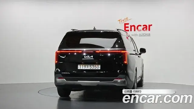 Kia Carnival 2025 — Photo 4/20