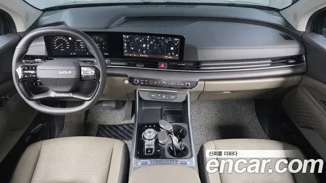 Kia Carnival 2025 — Photo 7/20