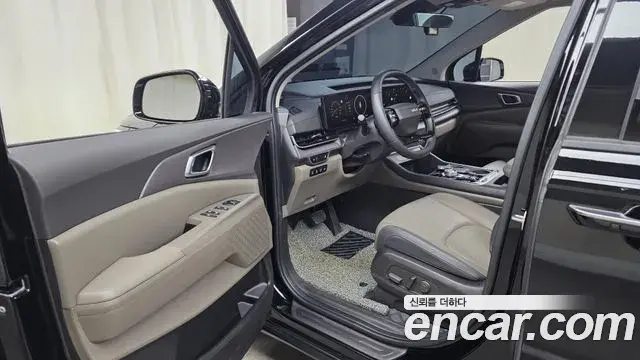 Kia Carnival 2025 — Photo 10/20