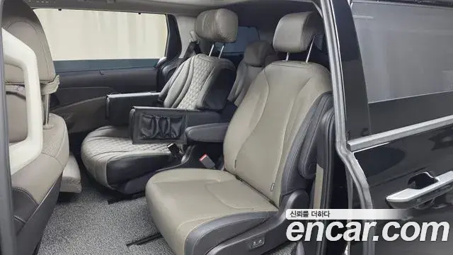 Kia Carnival 2025 — Photo 12/20