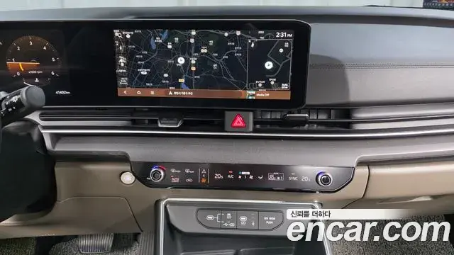 Kia Carnival 2025 — Photo 13/20