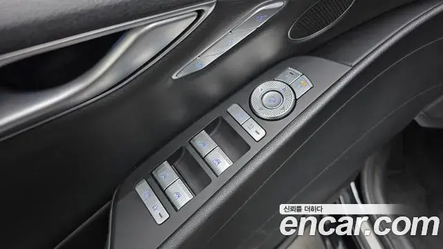 Genesis Electrified G80 2023 — Şəkil 13/20