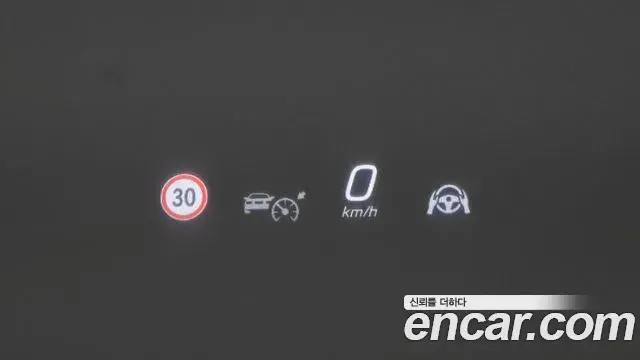 Mercedes-Benz E-Class 2025 — Photo 19/20