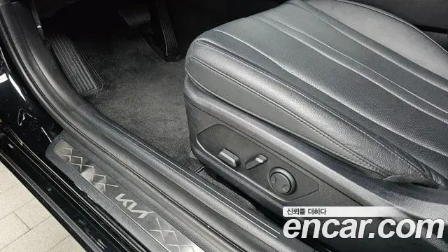 Kia K8 2021 — Photo 19/20