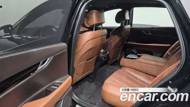 Genesis Electrified G80 2022 — Photo 12/20