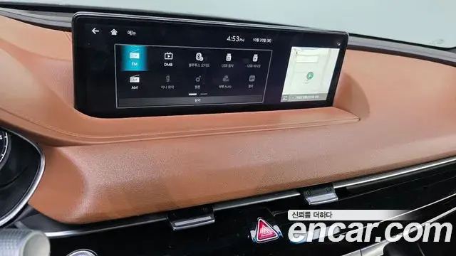 Genesis Electrified G80 2022 — Photo 15/20
