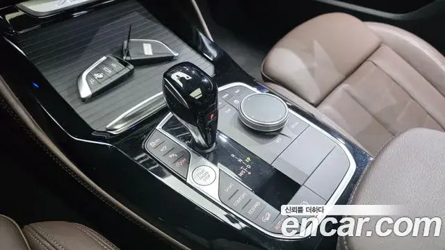 BMW X4 2023 — Şəkil 9/20