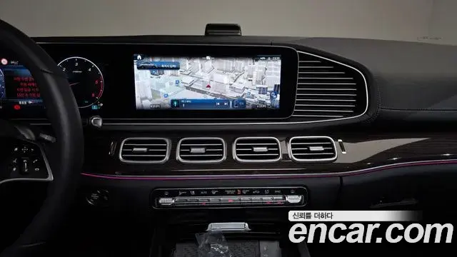 Mercedes-Benz GLE-Class 2026 — Photo 14/20