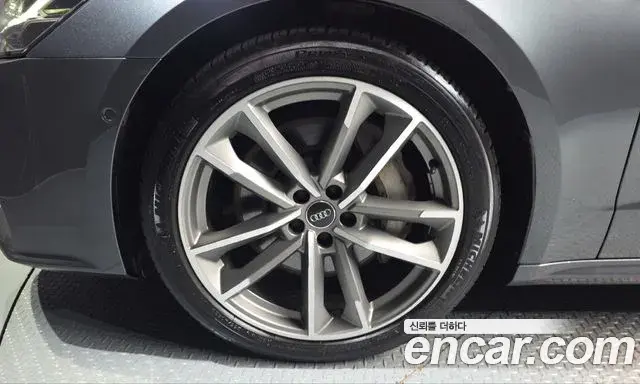 Audi A7 2020 — Photo 4/20