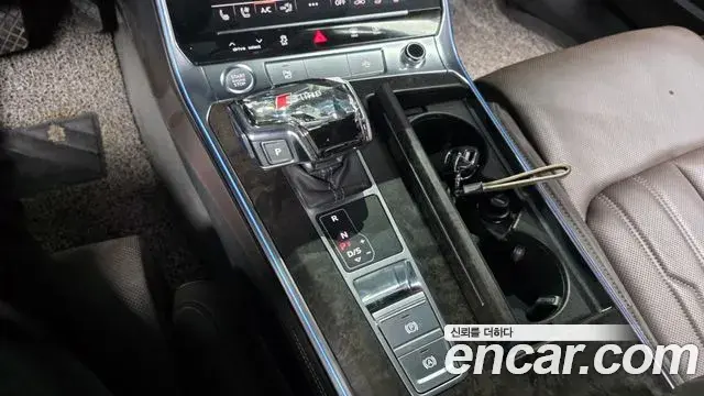 Audi A7 2020 — Photo 8/20