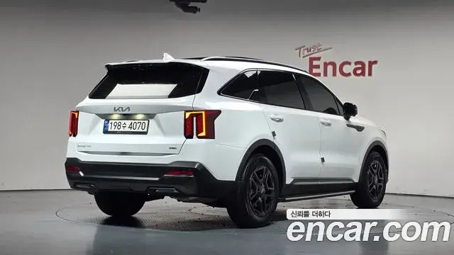 Kia Sorento 2024 — Photo 2/20