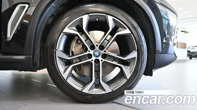 BMW X5 2022 — Photo 4/6