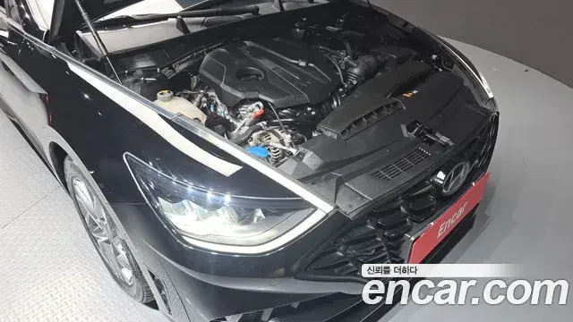 Hyundai Sonata 2022 — Photo 6/20