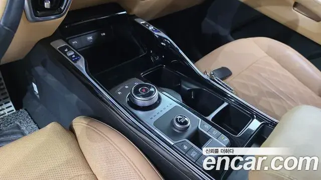 Kia Sorento 2023 — Şəkil 9/20