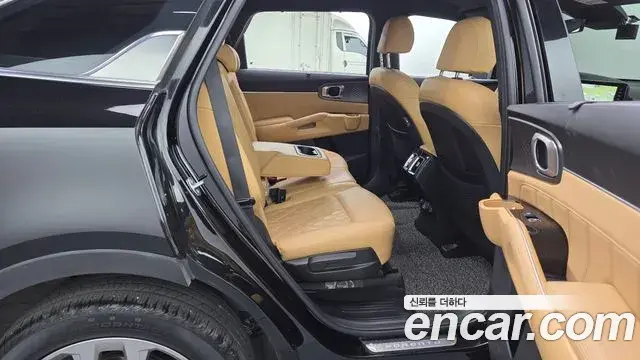 Kia Sorento 2023 — Şəkil 11/20