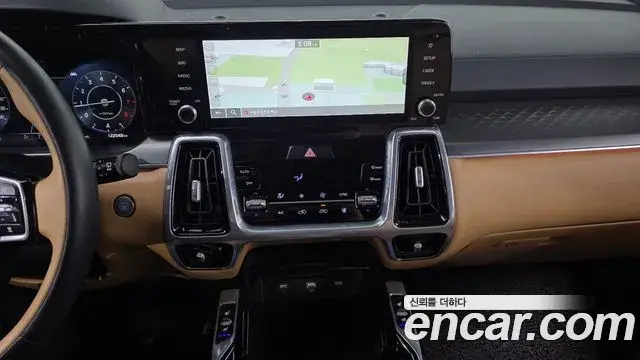 Kia Sorento 2023 — Şəkil 12/20