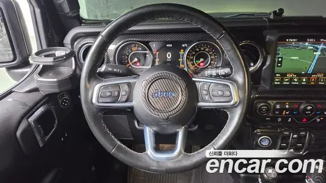 Jeep Wrangler 2021 — Şəkil 13/20