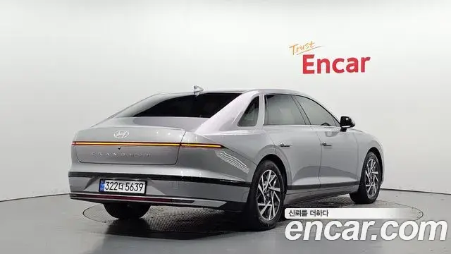 Hyundai Grandeur 2023 — Photo 2/20