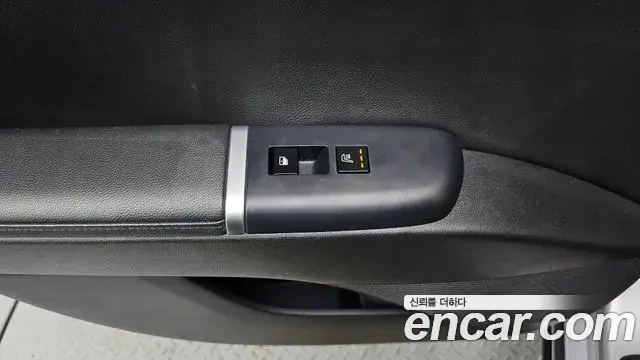 Hyundai Grandeur 2023 — Photo 19/20
