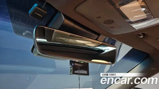 Lexus ES300h 2019 — Şəkil 18/20
