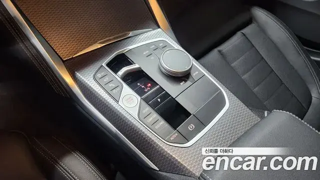 BMW 4 Series 2026 — Photo 8/20