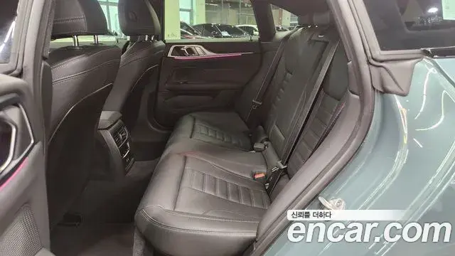 BMW 4 Series 2026 — Photo 13/20