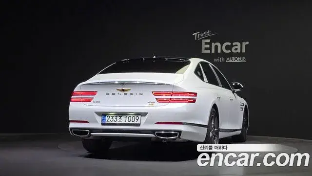 Genesis Electrified G80 2024 — Photo 4/20