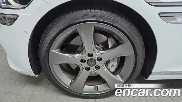 Genesis Electrified G80 2024 — Photo 5/20