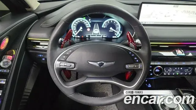 Genesis Electrified G80 2024 — Photo 13/20