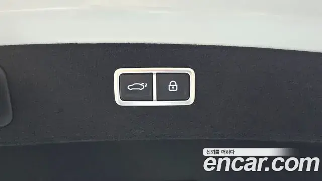 Genesis Electrified G80 2024 — Photo 20/20