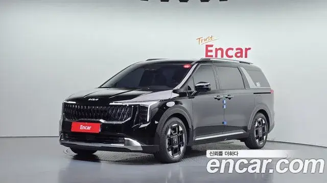 Kia Carnival 2024 — Photo 1/20