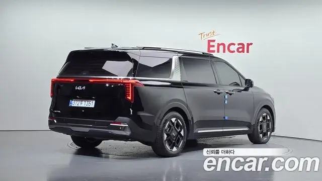 Kia Carnival 2024 — Photo 2/20