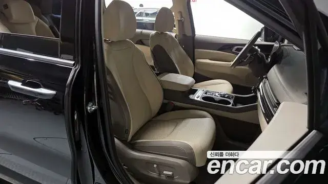 Kia Carnival 2024 — Photo 12/20