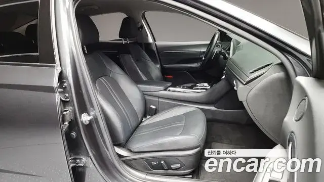 Hyundai Sonata Hybrid 2021 — Şəkil 19/20