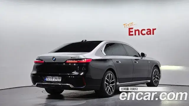 BMW 7 Series 2024 — Şəkil 6/20