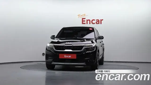 Kia Seltos 2022 — ფოტო 4/20