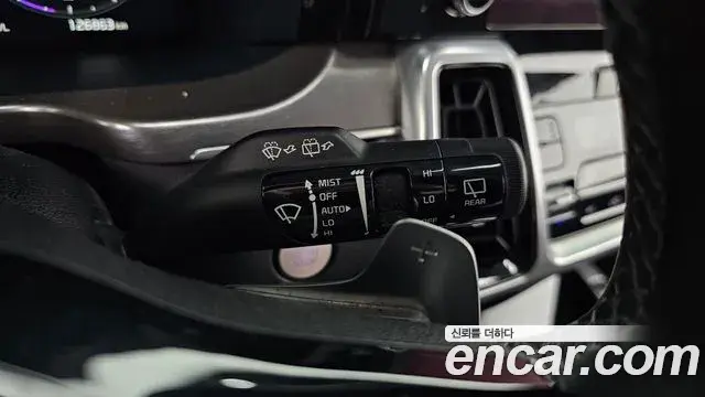 Kia Sorento 2021 — Photo 17/20