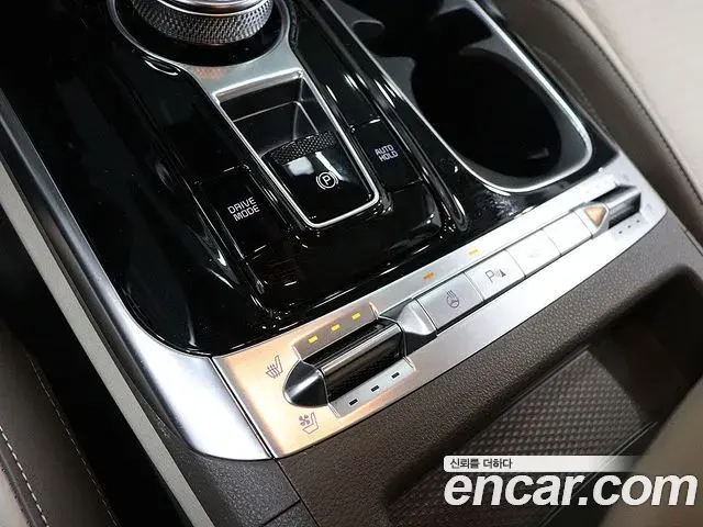 Kia Carnival 2023 — Фото 9/20