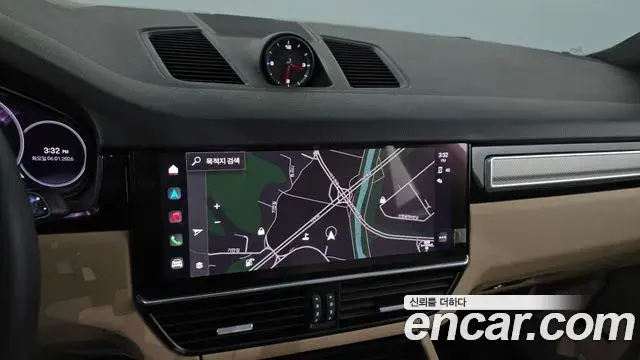 Porsche Cayenne 2022 — Photo 14/20