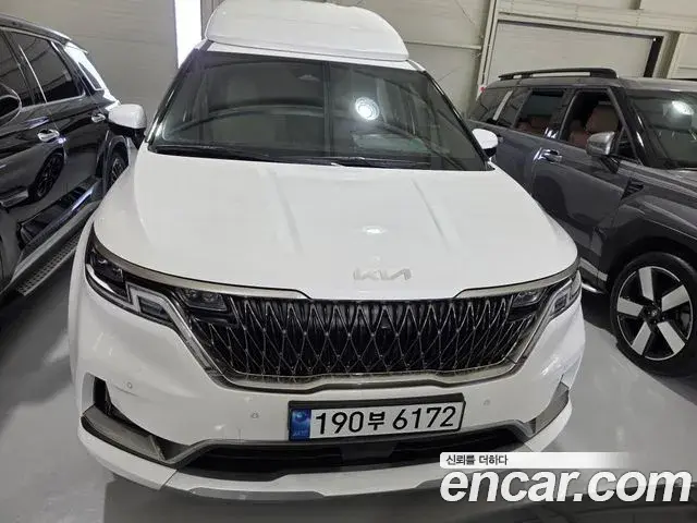 Kia Carnival 2023 — Photo 2/20