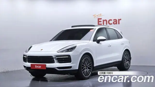 Porsche Cayenne 2022 — Photo 1/20