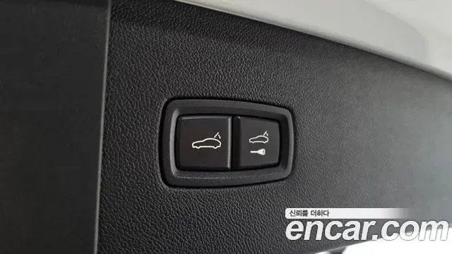 Porsche Cayenne 2022 — Photo 17/20