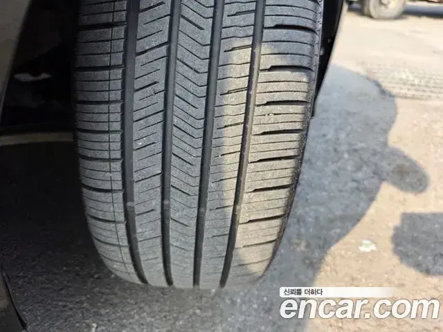 Kia K5 2021 — ფოტო 7/20