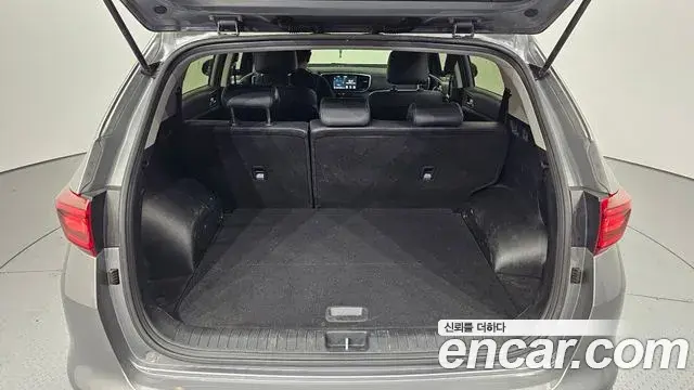 Kia Sportage The Bold 2019 — Photo 9/20