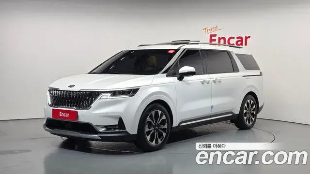 Kia Carnival 2020 — Фото 1/20